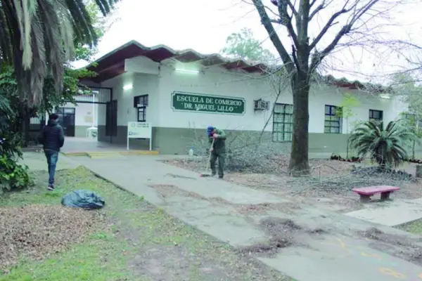 Amenazas de tiroteo en escuelas: un alumno confesó tras la intervención de la directora
