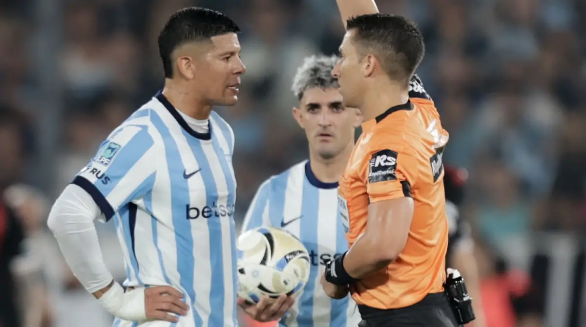 Tras la polémica, Marcos Rojo se disculpó con sus compañeros y con los hinchas de Racing