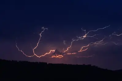 Tormentas y vientos fuertes: fin de semana con alerta meteorológica en nueve provincias