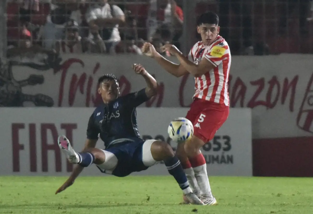 EN VIVO: En un primer tiempo, casi sin emociones, San Martín de Tucumán no se muestra fuerte ante Tristán Suárez