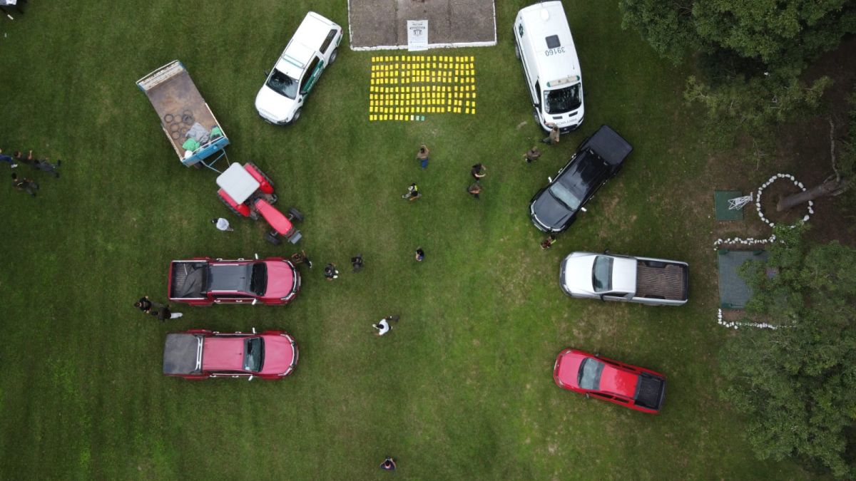 Detienen a tres sospechosos y secuestran más de 177 kilos de cocaína