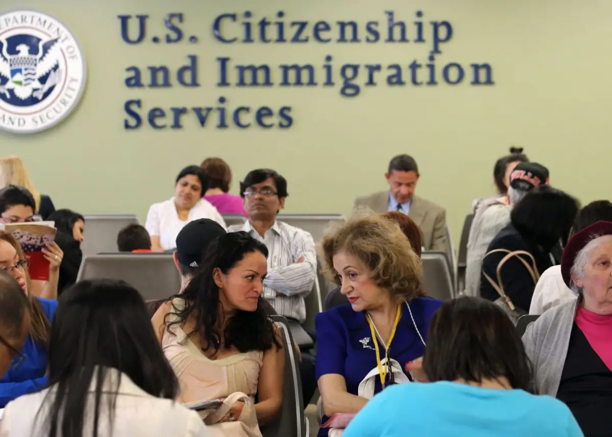 REGISTRO. La “prueba de ciudadanía” no sólo afectará a inmigrantes.