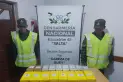 Gendarmes hallaron más de 18 kilos de cocaína ocultos en un ómnibus y en bolsos de pasajeras