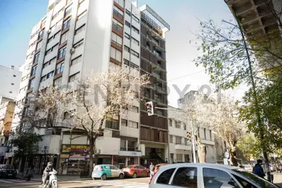 Adorni puso a la venta su departamento en La Plata por U$S 95.000 en medio de la investigación por su patrimonio