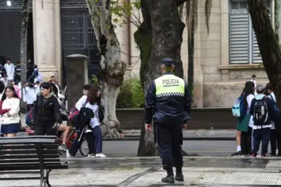 Amenazas de tiroteo en Tucumán: “Que haya que ‘cachear’ a los alumnos para que entren a la escuela es una locura”