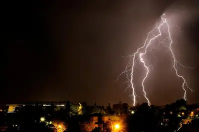 Alerta naranja y amarilla por tormentas, lluvias abundantes, granizo y nieve: las provincias bajo riesgo