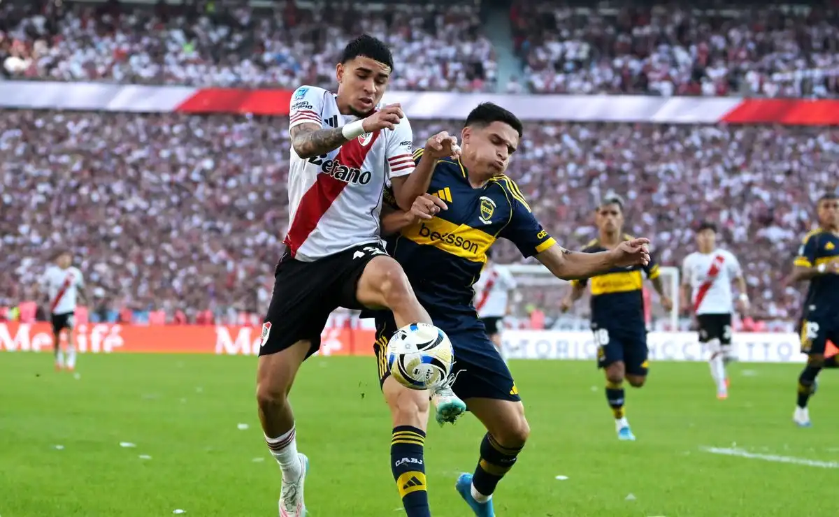 Es un jugador blandito: El lapidario análisis de Mostaza Merlo sobre una de las figuras de River