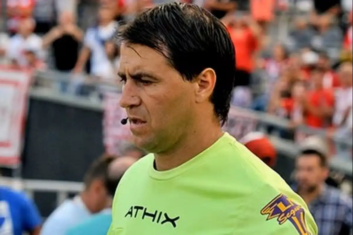 POLÉMICA. Héctor Paletta justificó su (no) intervención en la última jugada que desató el debate luego del Superclásico