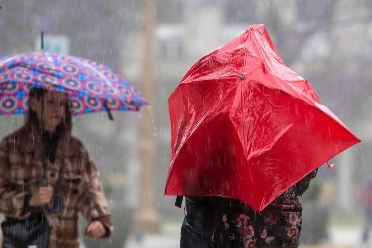 Hay alerta por lluvias, vientos fuertes y nevadas en cuatro provincias