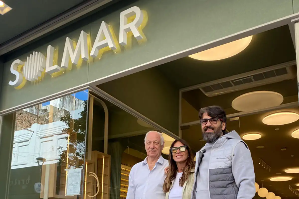 Óptica Solmar: el legado de un tallerista que hoy lidera con robótica e inteligencia artificial