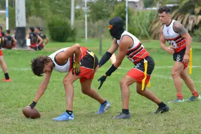 De verlo en películas a crear un equipo: los tucumanos que impulsan el fútbol americano en la provincia