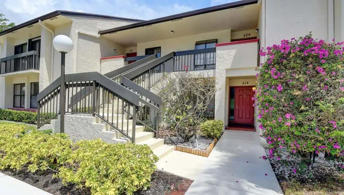 EN DELRAY BEACH. Uno de los departamentos sin declarar por Frugoni está dentro de un club de golf, al norte de Miami.