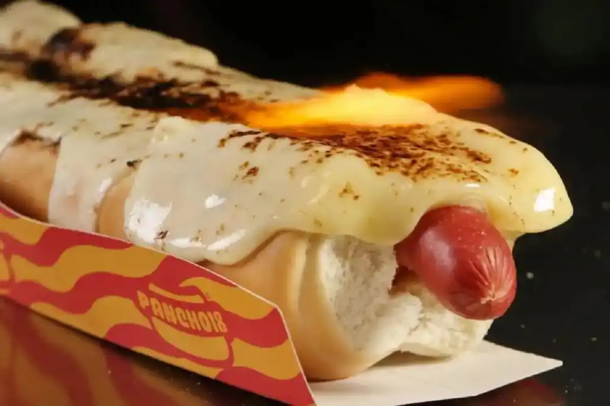 Entre las principales iniciativas, se destaca la entrega de superpanchos con gaseosa