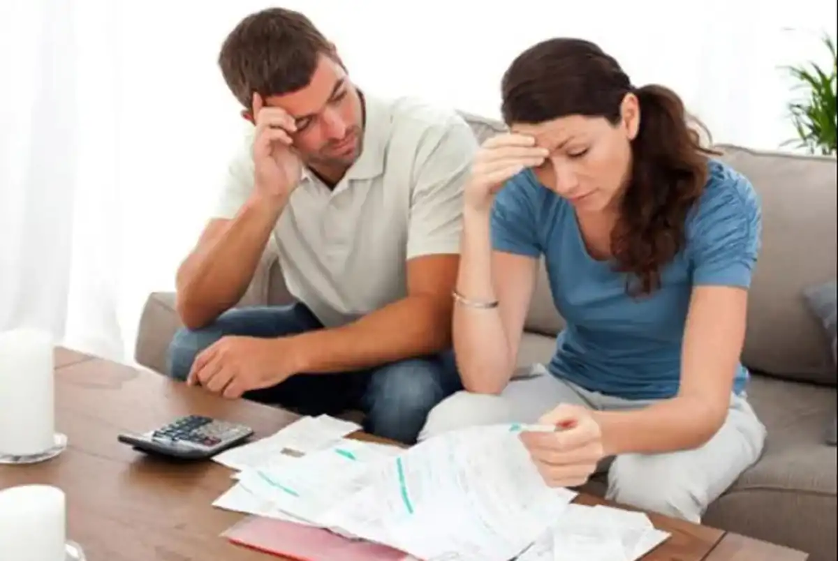 MOMENTO DIFÍCIL. Las familias afrontar un elevado endeudamiento.