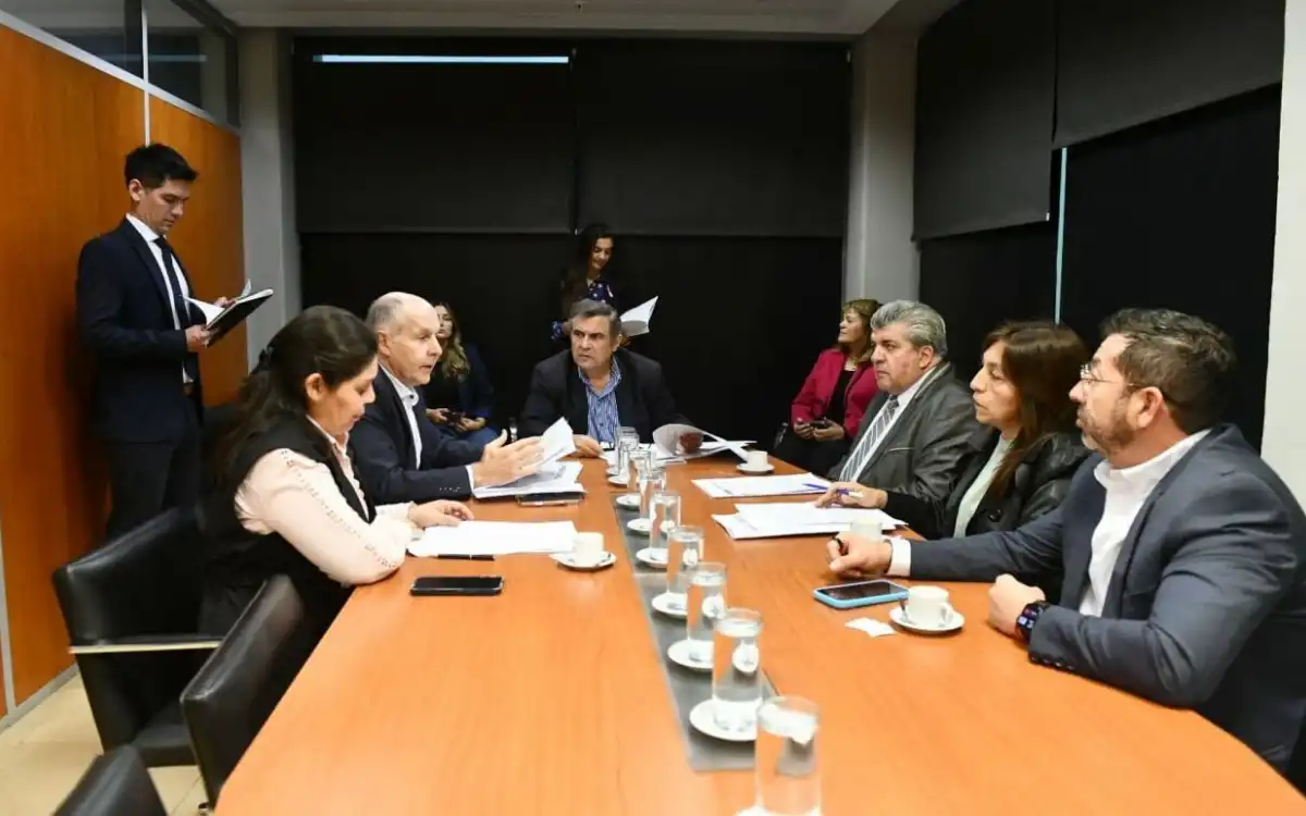 DEFINICIÓN. La propuesta del PE obtuvo luz verde en la comisión.