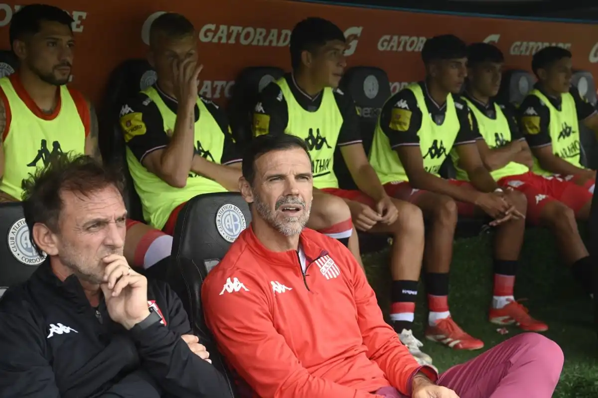 No nos enamoramos de los esquemas: cómo piensa el fútbol el técnico de San Martín