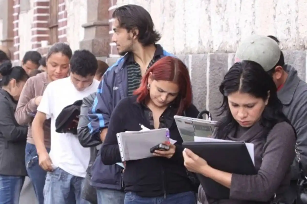 Según el Gobierno, la reforma laboral permitirá contratar más personal.