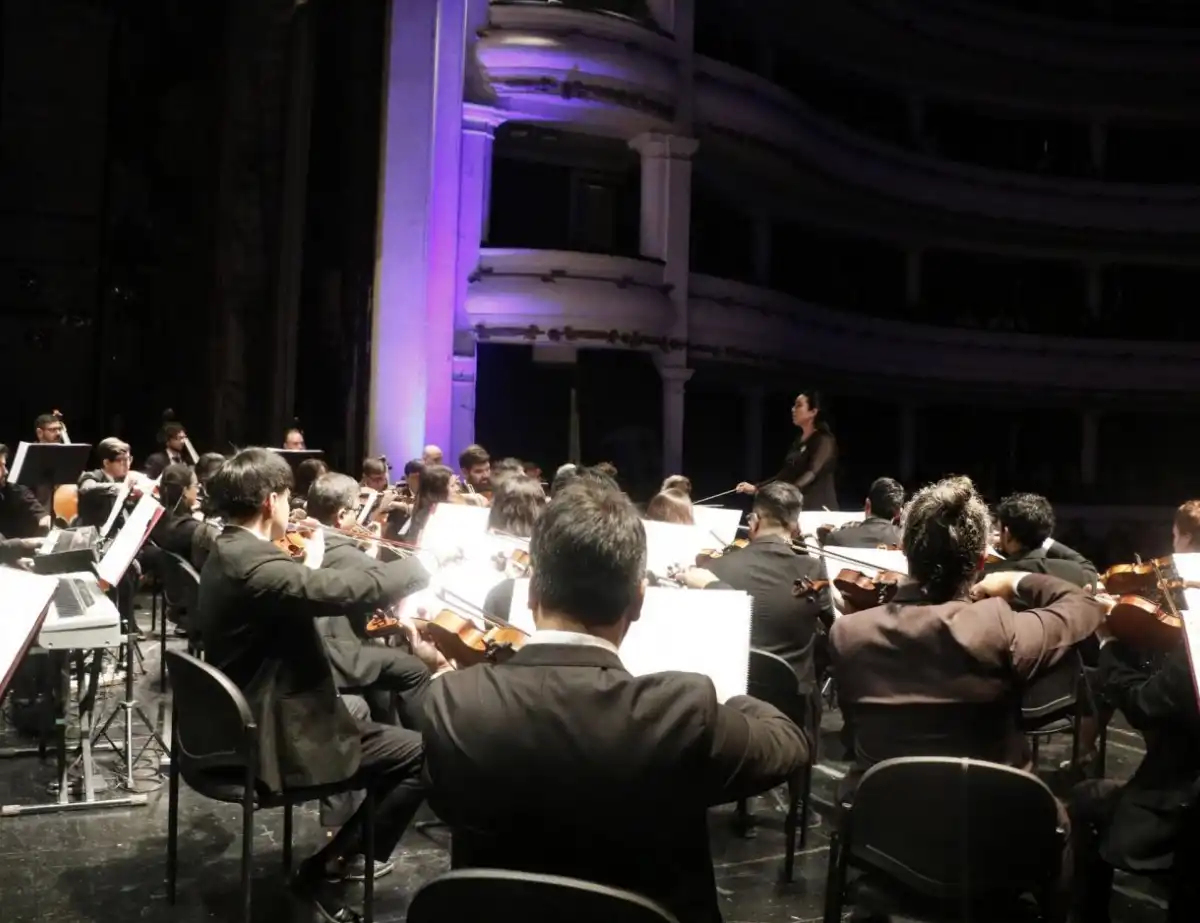 OBRAS ÍNTIMAS Y FESTIVAS. La Orquesta Estable interpretará hoy un repertorio con composiciones espirituales y religiosas y otras de celebración.