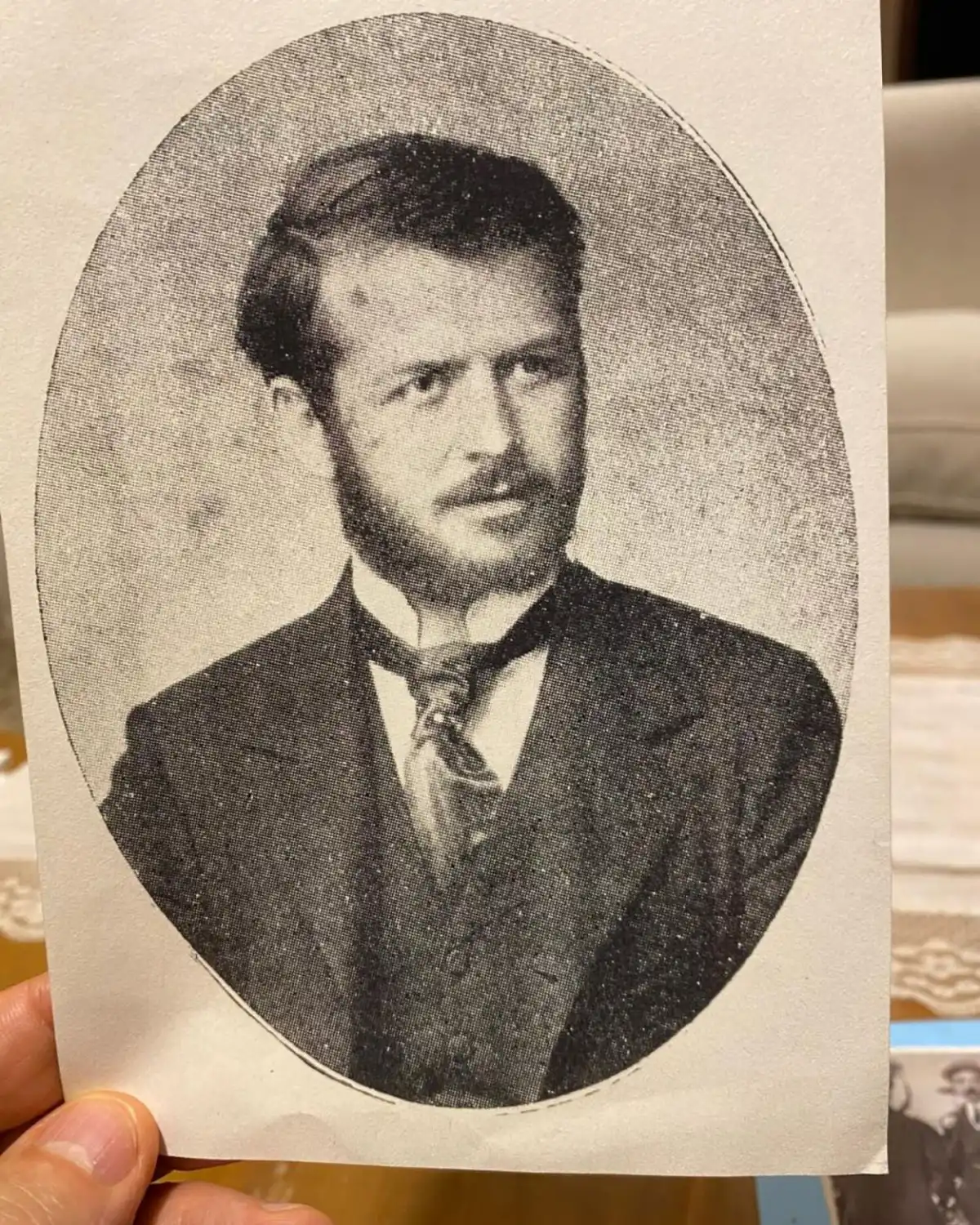 Recuerdos fotográficos: 1896. El desafío entre Ernesto Padilla y Enrique Larreta