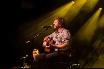 Iván Noble rescata sus “Canciones traspapeladas”