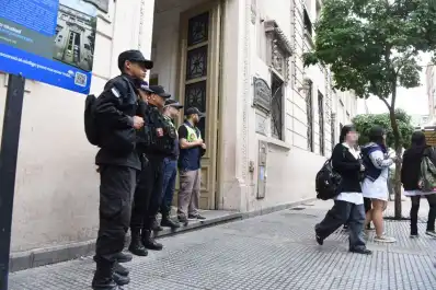 Amenazas de tiroteos en escuelas: del horror en Santa Fe a un fenómeno nacional