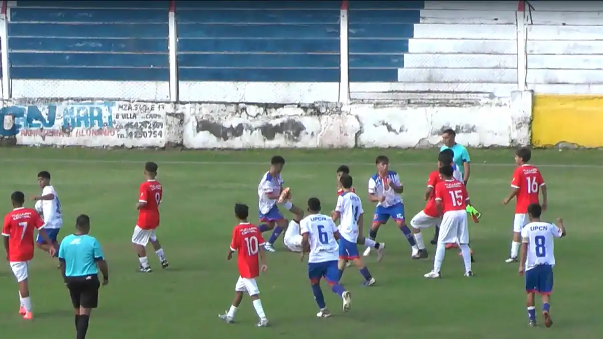 Tucumán Central protagonizó un violento episodio ante Unión Santiago en el Torneo Juvenil