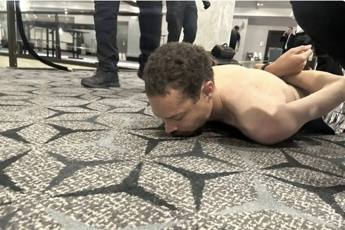 El FBI y otros organismos el gobierno de EEUU investigan al hombre que disparó. FOTO X