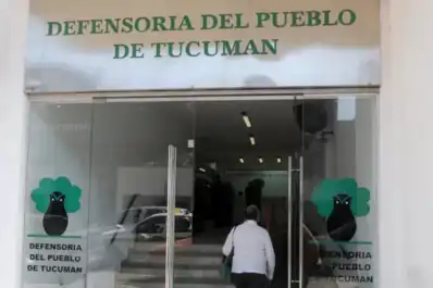Apuntan contra la Defensoría del Pueblo por su alto costo y su estructura sobredimensionada