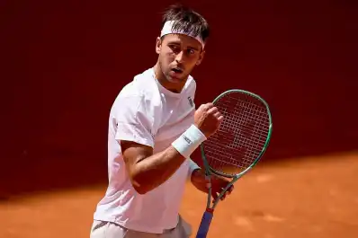Tomás Etcheverry dio vuelta el partido y avanzó a octavos del Masters 1000 de Madrid