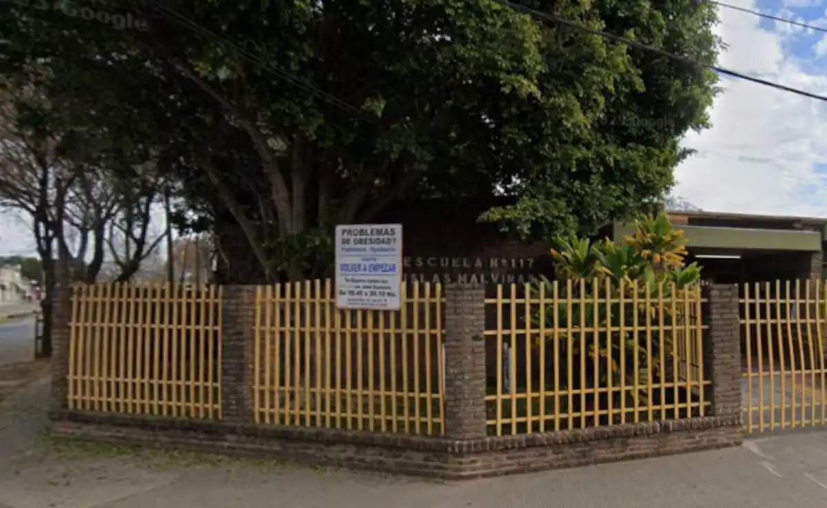 Tragedia en una escuela de Rosario: una niña de seis años se cayó en el recreo, se golpeó la cabeza y murió