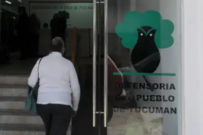 Apuntan contra la Defensoría del Pueblo por su alto costo y su estructura sobredimensionada