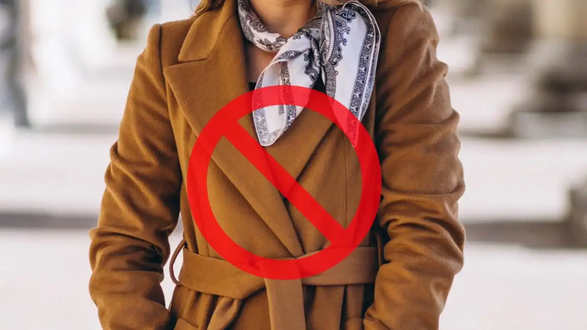 Regresa un clásico de los 70: el tapado que marcará tendencia en el invierno 2026