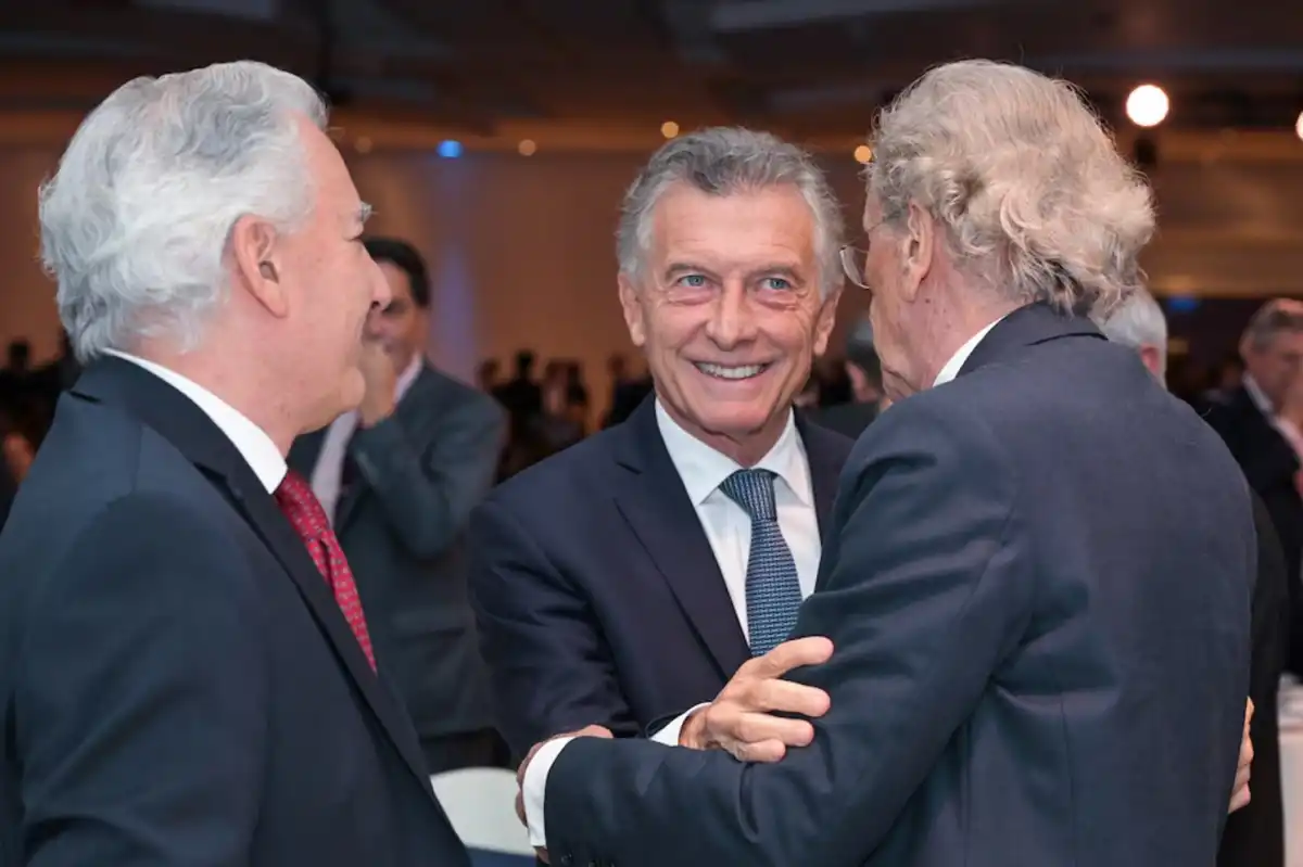 El ex presidente Macri resaltó que la sociedad regional ahora prioriza la meritocracia.