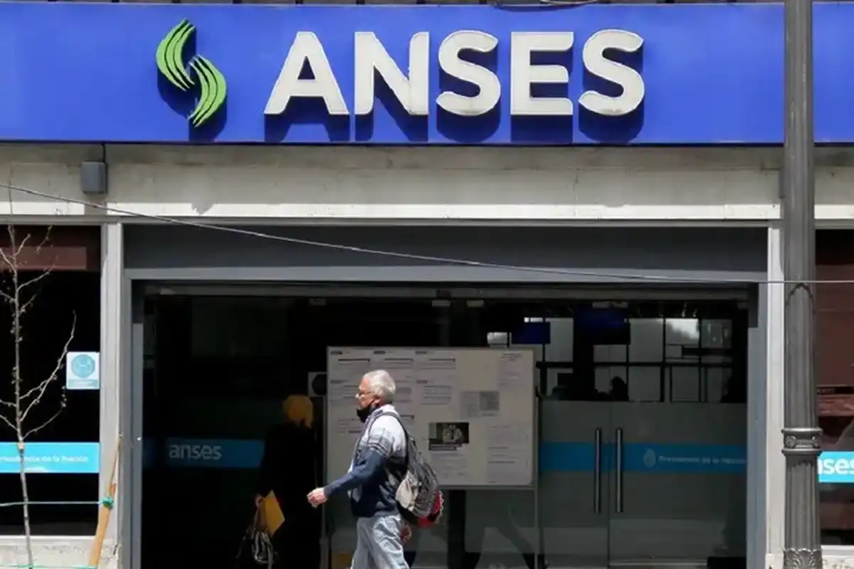 Becas 2026: las fechas límite de abril para inscribirse en Anses y Capital Humano