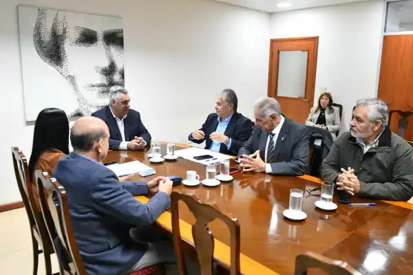 Cambios en una comisión de la Legislatura y la fecha del juicio contra una comisionada rural