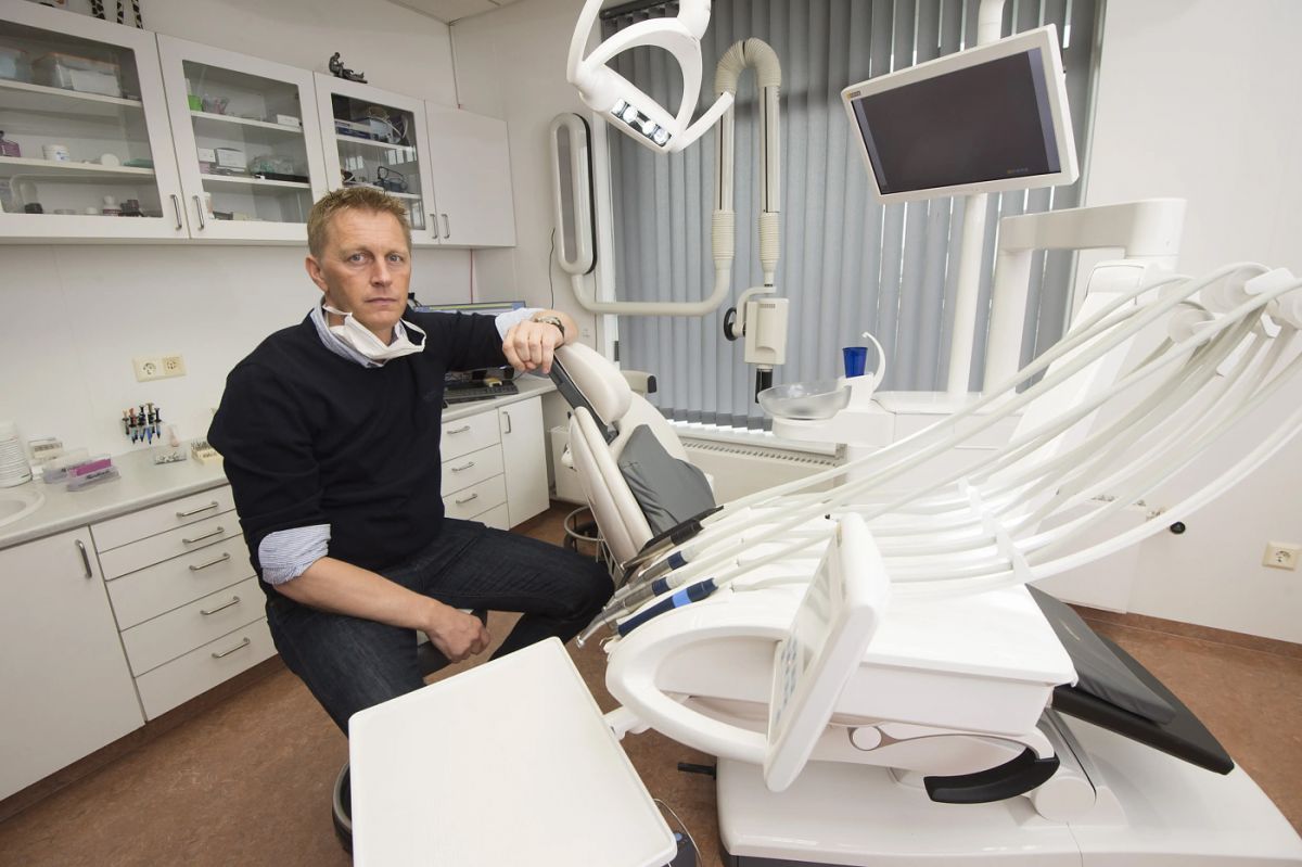 Heimir Hallgrimson, ex DT de la selección de Islandia.