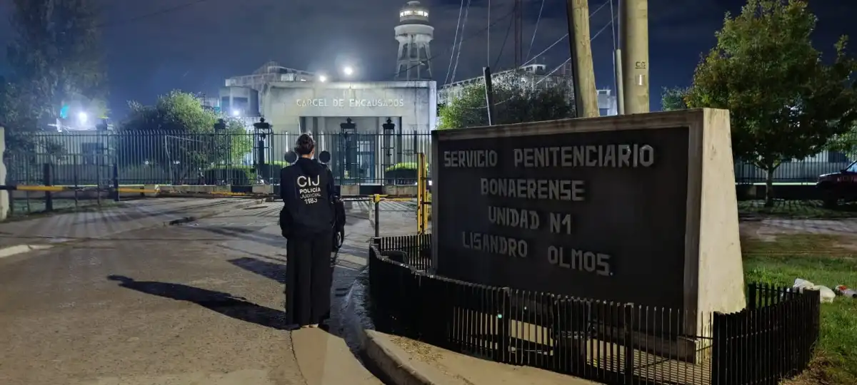 PENAL DE OLMOS. Los policías secuestraron ocho celulares de la celda de un acusado de abuso sexual de una menor.