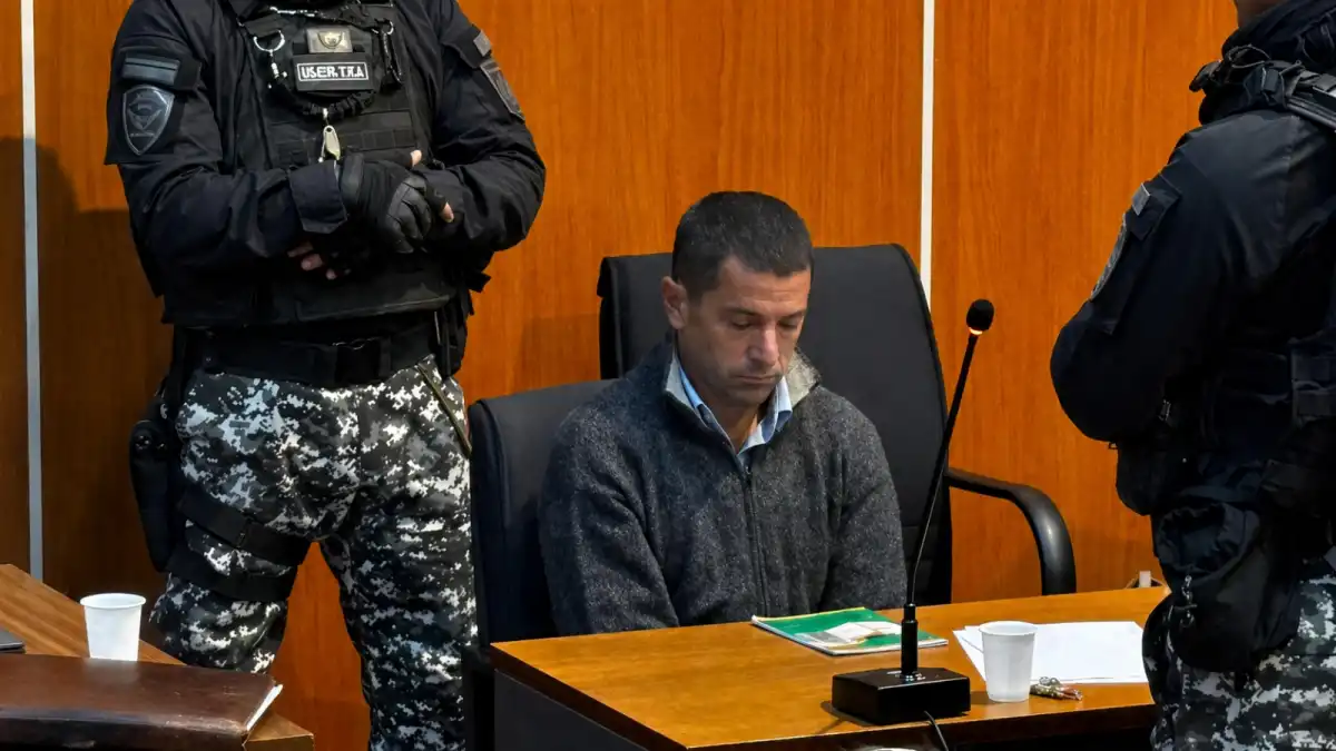 José Figueroa en el momento de la lectura de alegatos. Foto Santiago Mendieta