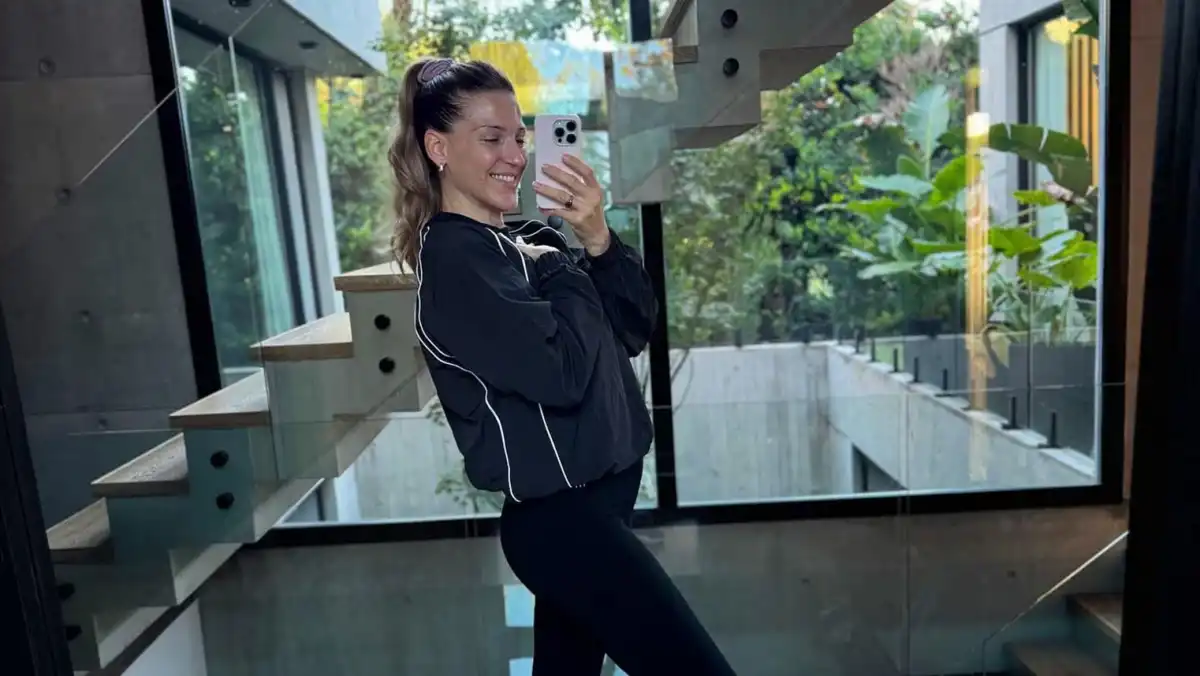 Así es la casa de Macarena Rinaldi y Fede Hoppe: minimalismo, madera y detalles únicos