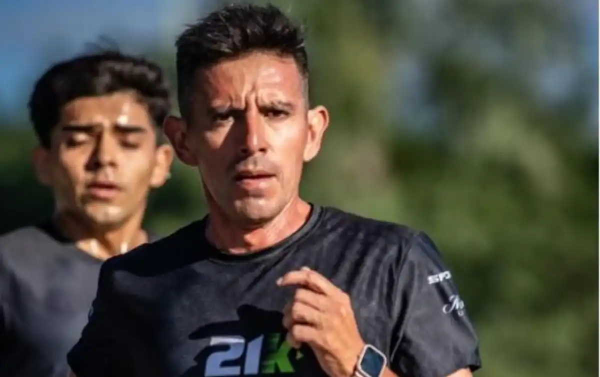 ORGANIZADOR Y PARTICIPANTE. El profesor Luis Cuellar destacó el gran nivel que tendrá la competencia que se realizará el 9 de mayo.