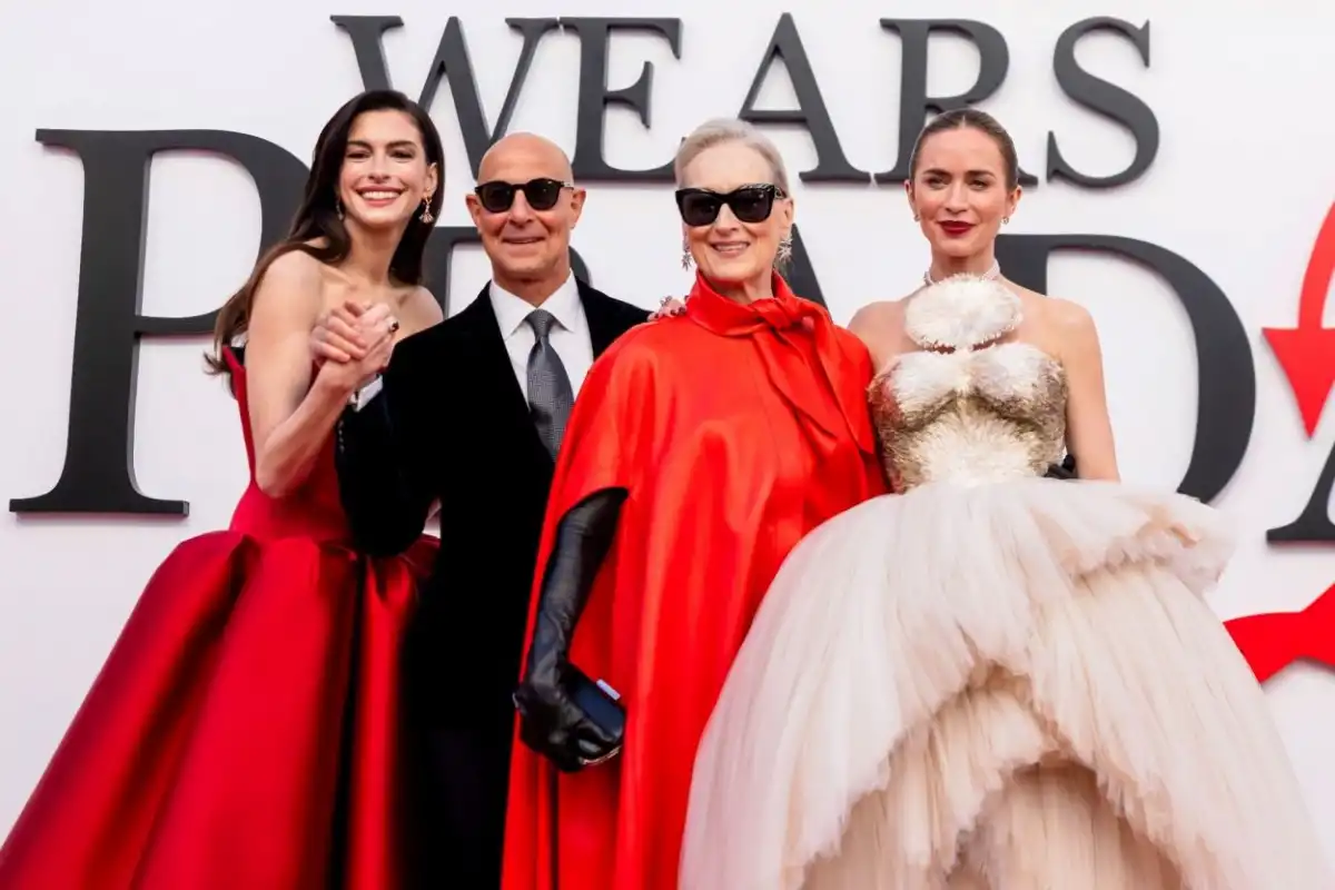 A PLENO GLAMOUR. Anne Hathaway, Stanley Tucci, Meryl Streep y Emily Blunt recrean sus personajes.