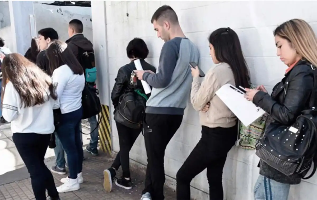 RADIOGRAFÍA DEL MERCADO LABORAL. El 13% de los jóvenes de entre 19 y 25 años accede a un empleo formal.