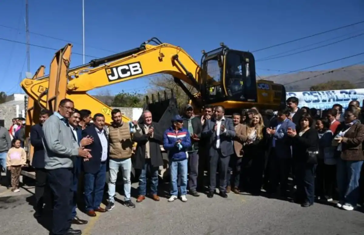 Jaldo entregó maquinaria en Tafí del Valle con una inversión de más de $349 millones