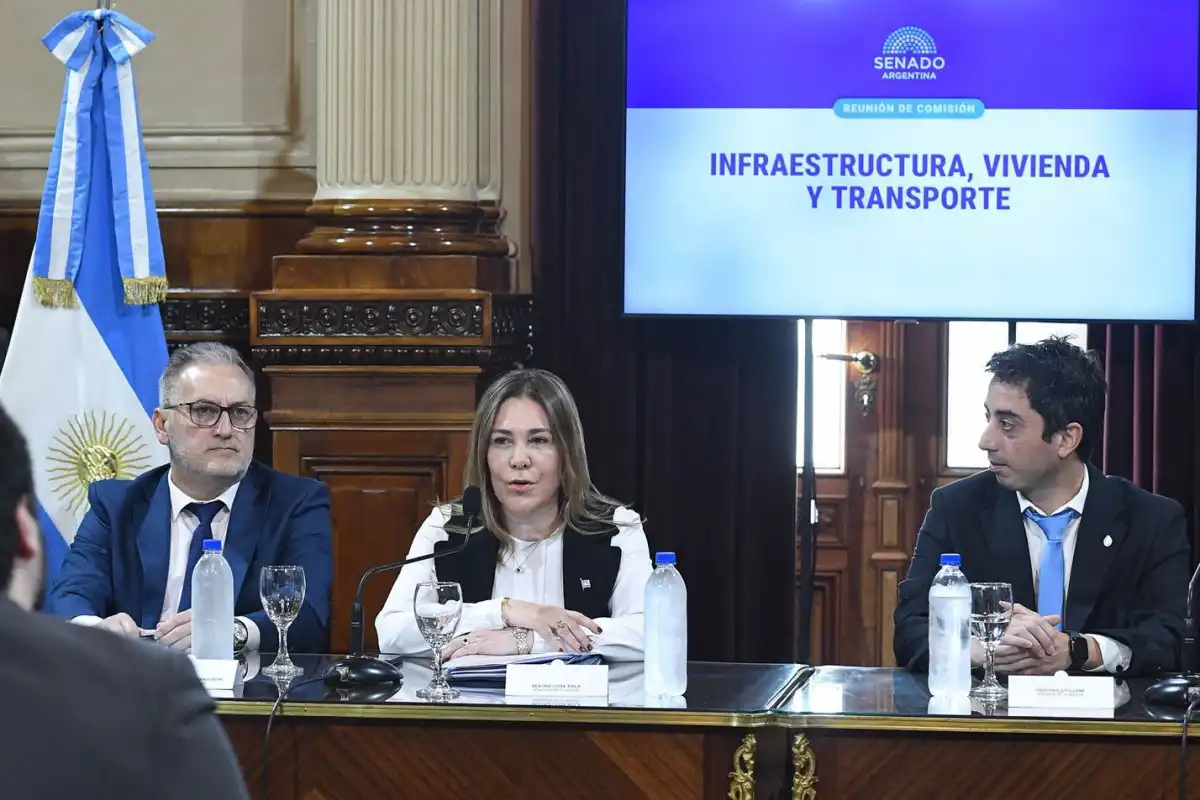 Beatriz Ávila asume en Infraestructura y pone el foco en gestiones clave para Tucumán