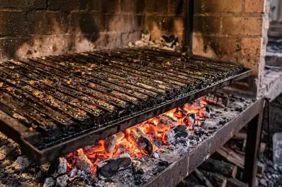Truco para el asado: ¿por qué deberías pasar un hielo en tu parrilla antes de comenzar?