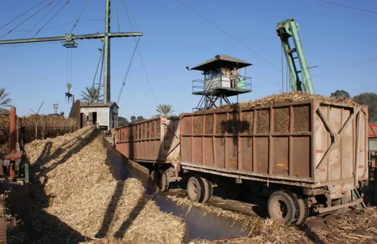 OPCIÓN. Tucumán puede posicionarse estratégicamente en el desarrollo de la logística y de los servicios asociados a las industrias.