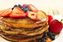 El desayuno saludable de Paulina Cocina: cómo hacer su célebre receta de panqueques de banana sin harinas