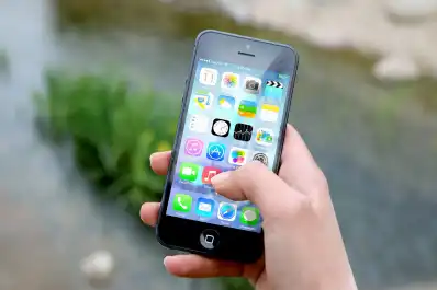 Más de 10 modelos de celulares perderán funciones de WhatsApp en mayo