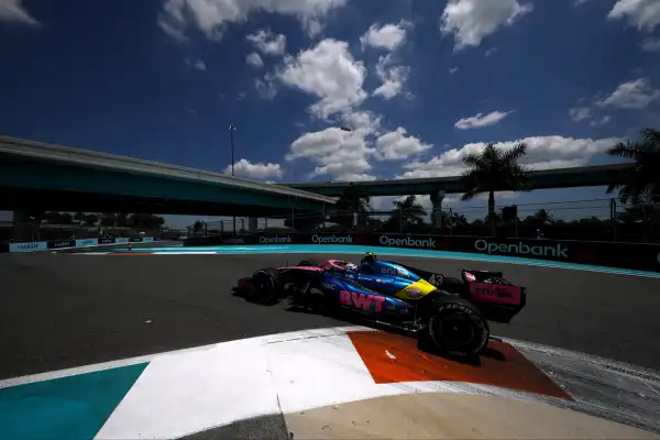 Franco Colapinto se metió en el top 10 de la sprint en Miami y confirma su evolución en la F1