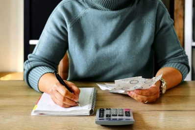 Economía hogareña: cómo evitar que las deudas agobien las finanzas